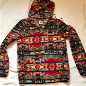 Dravus Aztec Fleece pullover